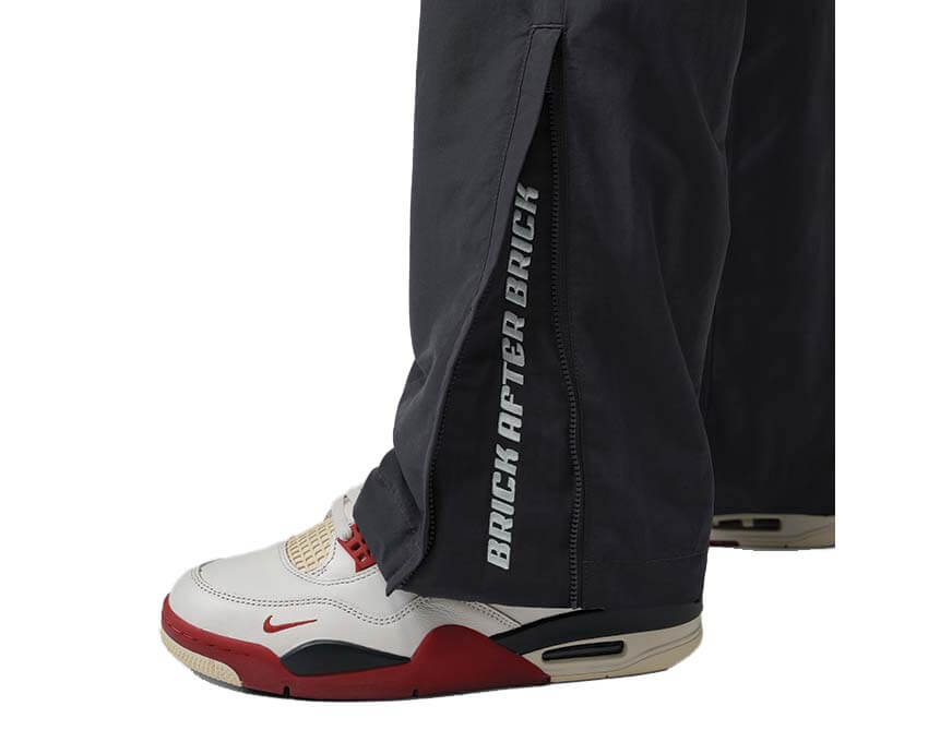 Jordan BIKE AIR Nigel Sylvester Pants Anthracite — détail logo Jordan Brand