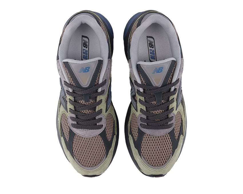 New Balance 2010 Dark Olivine dettaglio — materiale mesh e inserti