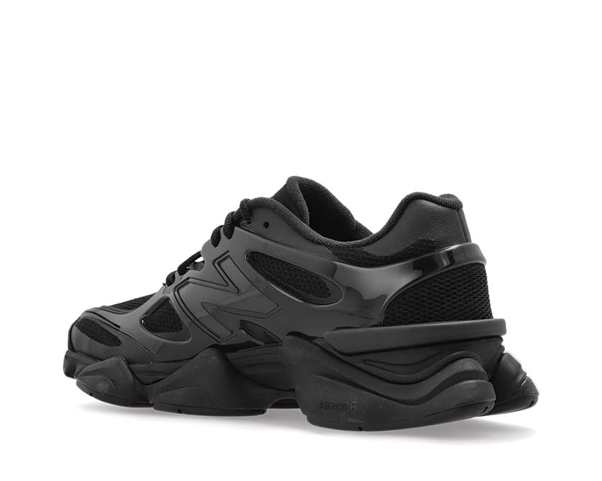 New Balance 9060 Black Sohle — dämpfende Chunky-Sohle