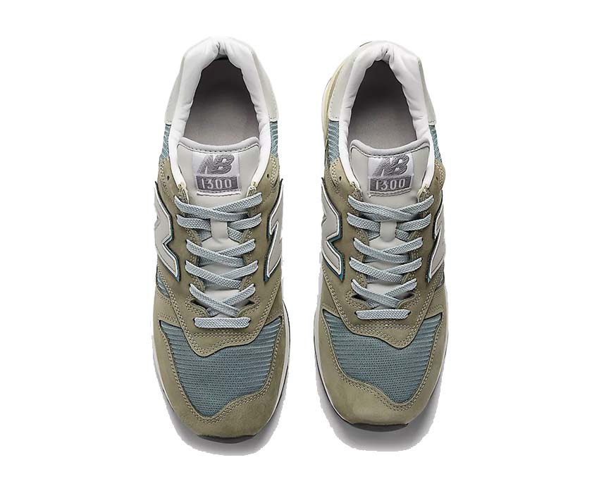 New Balance 1300 JP détail — empiècements suède premium édition japonaise