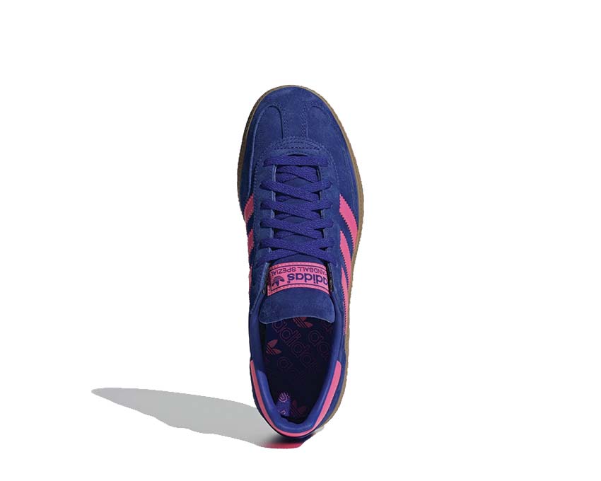 Adidas Handball Spezial Lucid Blue — vue trois quarts avant bleu lumineux