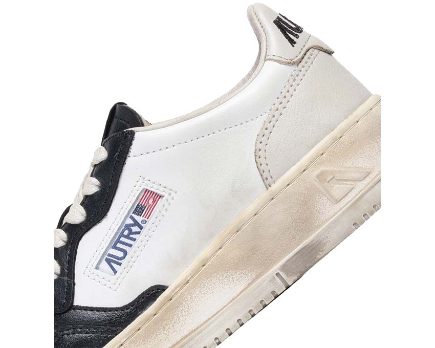 Autry Super Vintage Low Virg Leat Pmc detalle — logo Autry vintage