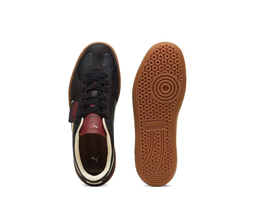 Puma Palermo Players Lane Black Intense Red detalle — logo Puma cuero
