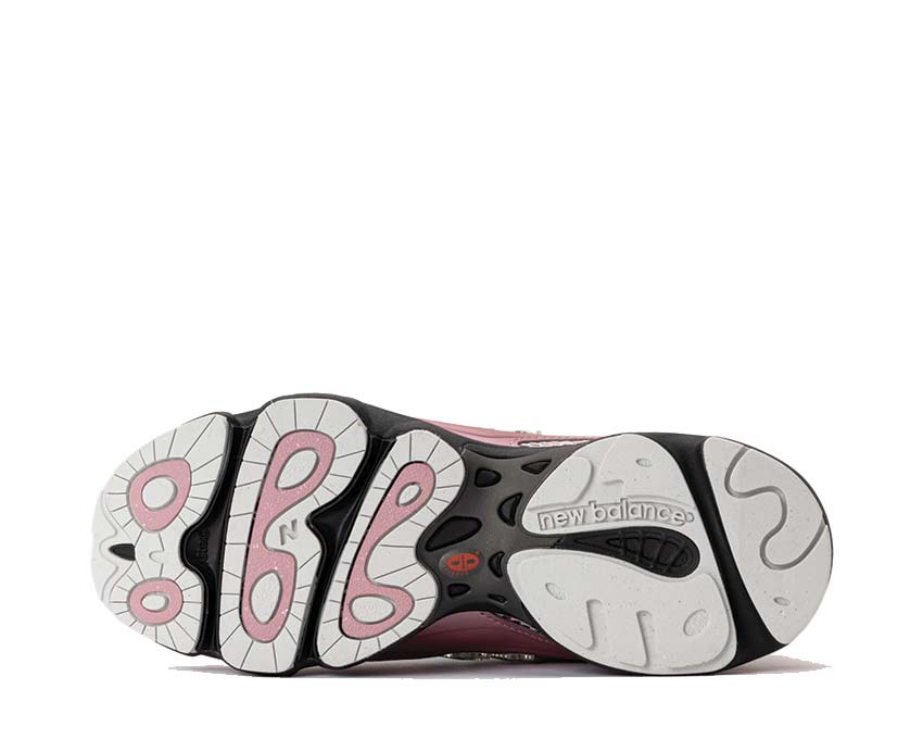 New Balance 1000 Pink Taffy — rear view heel embroidered N logo