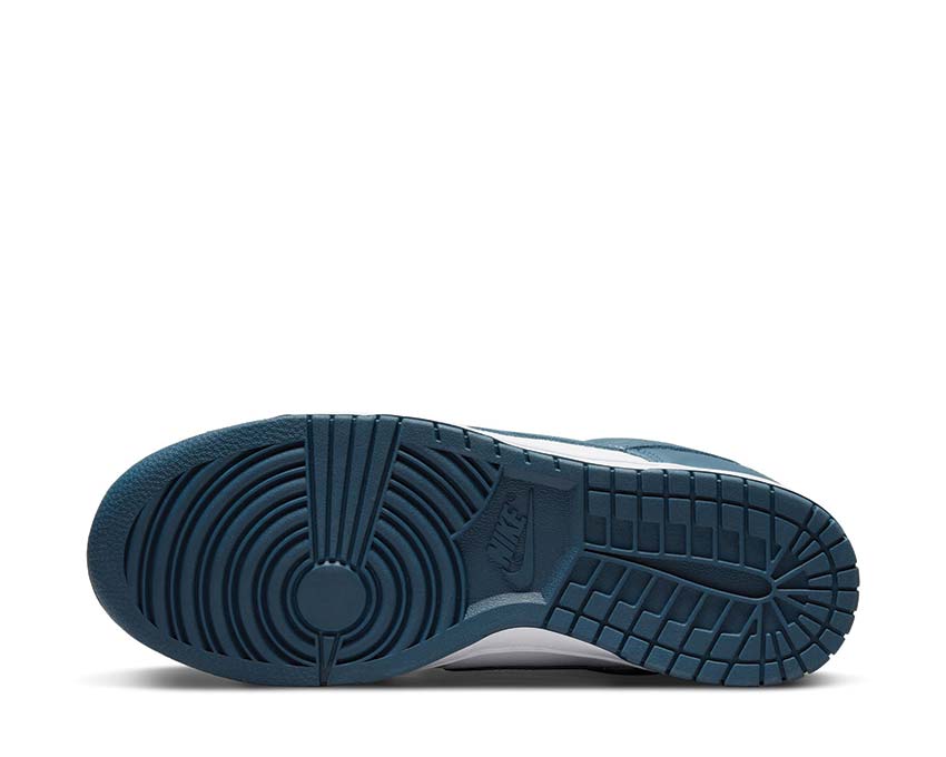 Nike Dunk Low Retro Valerian Blue — vista trasera colorway azul