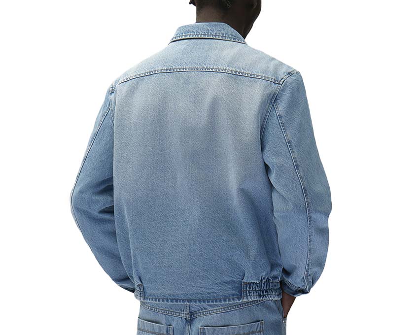 Arte Heart Logo Jacket détail — broderie cœur logo signature Arte