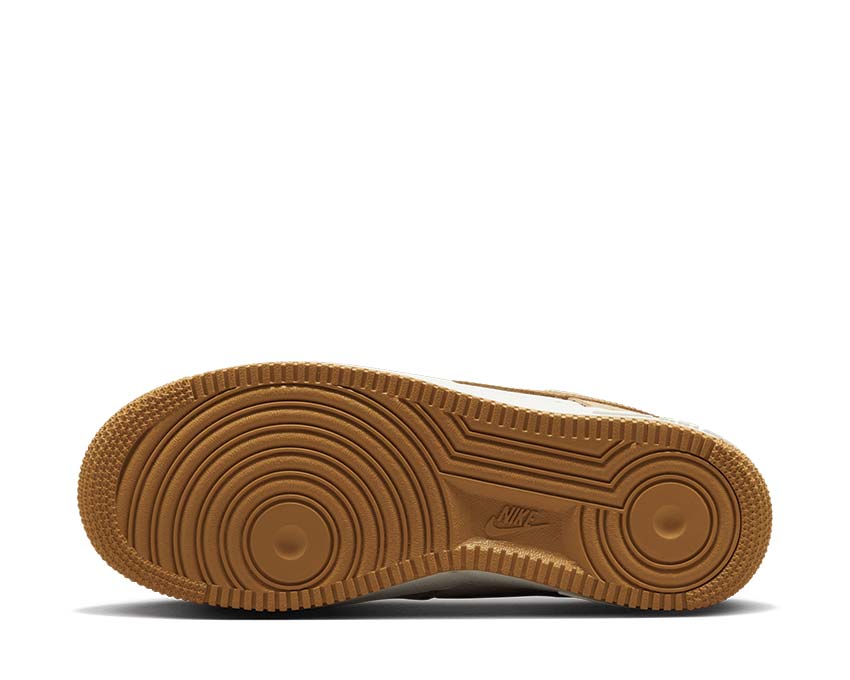 Nike Air Force 1 LXX Vachetta Tan Flax Sail — vue trois quarts