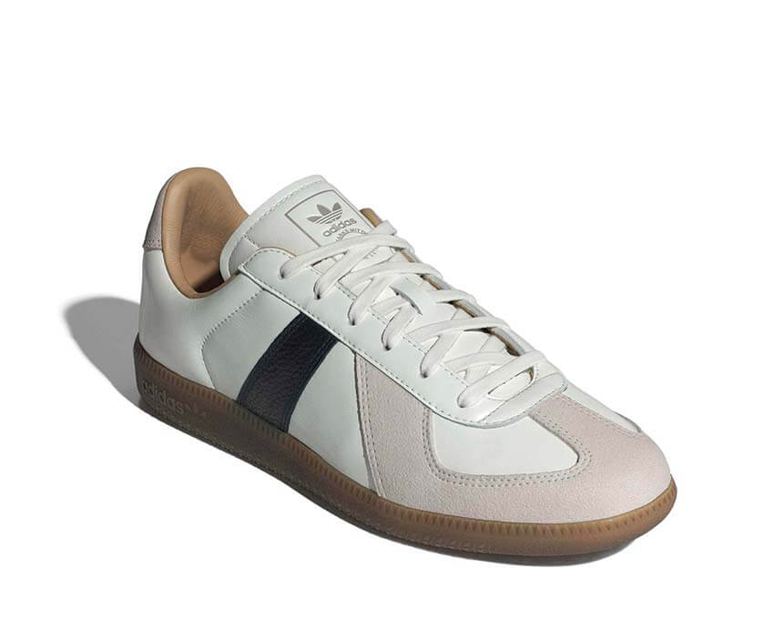 Adidas BW Army Core White Seitenansicht — makelloses weißes Leder Sportstil