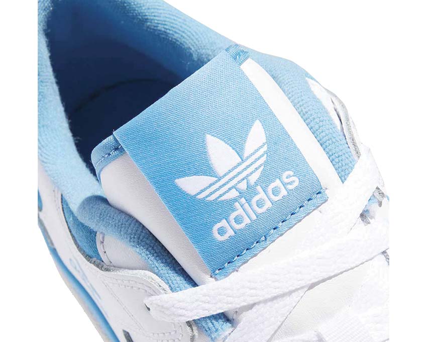 detalle — cuero velcro Team Light Blue Forum Low CL