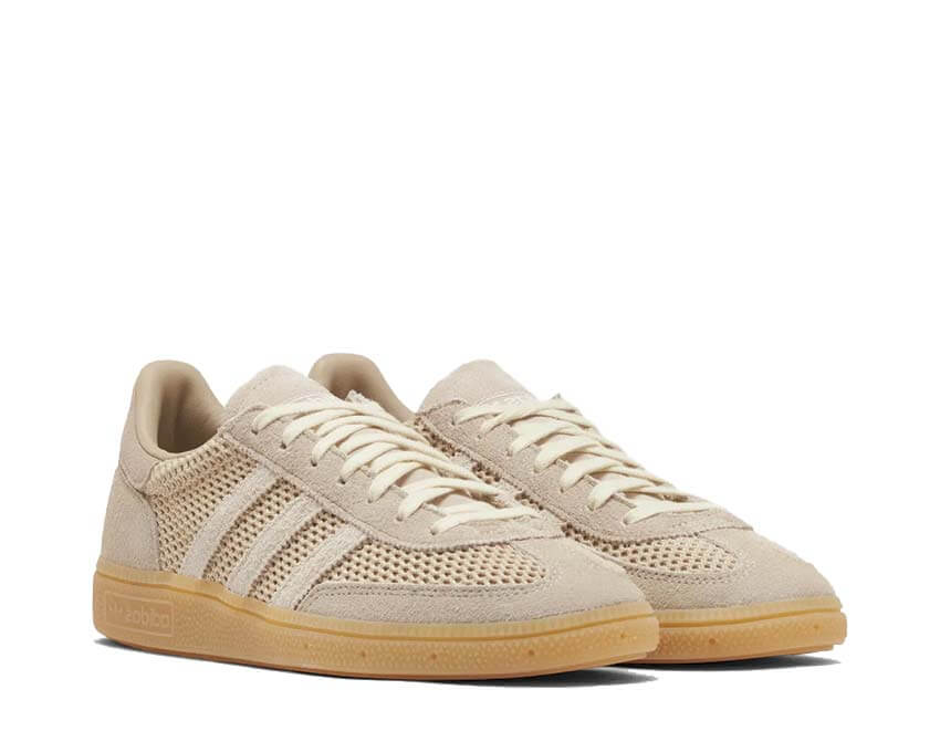 Adidas Handball Spezial W Wonder Beige vue latérale — tige daim beige trois bandes