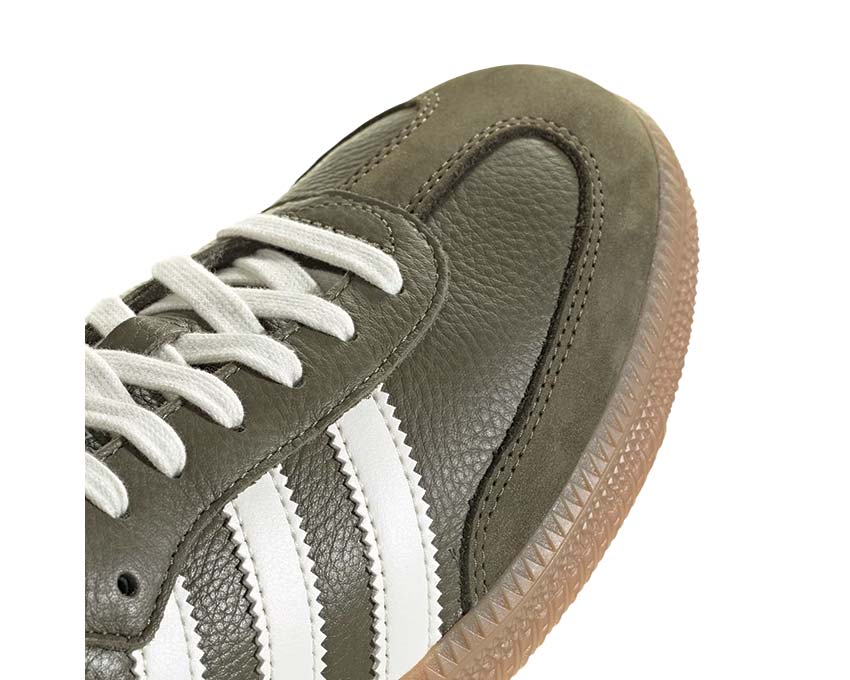 Adidas Samba OG Dark Khaki vue latérale — profil emblématique