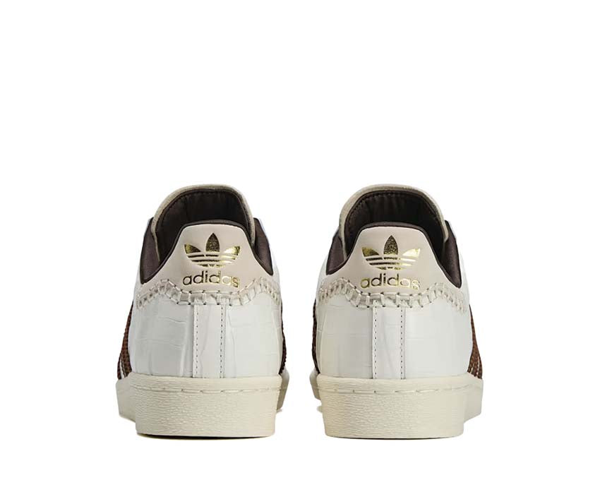 Adidas Superstar x Wales Bonner Blanc détail — cuir premium et broderies