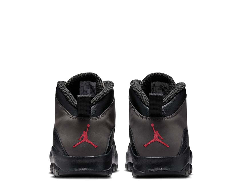 Air Jordan 10 Retro Shadow détail — cuir gris noir imprimé Shadow