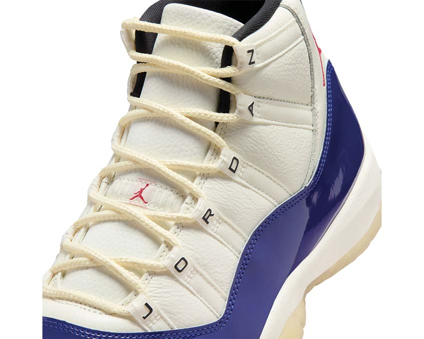 Air Jordan 11 Retro Rare Air azul marino — vista lateral OG retro basketball zapatillas