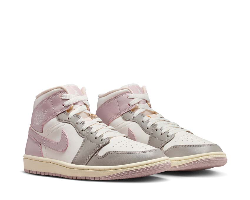 Air Jordan 1 Mid W Particle Rose — dessus chaussure particle rose femme