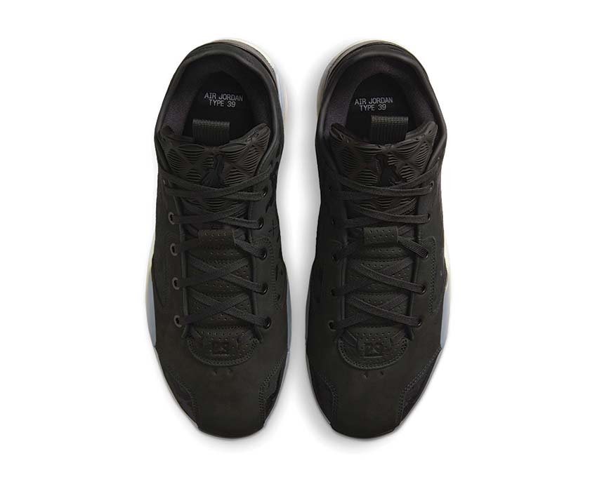 Air Jordan XXXIX Noir Black Phantom — Dreiviertelansicht Basketball Sneaker Herren