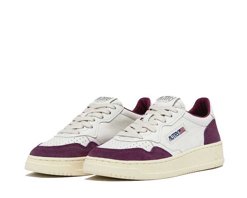 Autry Medalist Low W Goat Suede White Scarlet vue latérale — cuir et daim bicolore