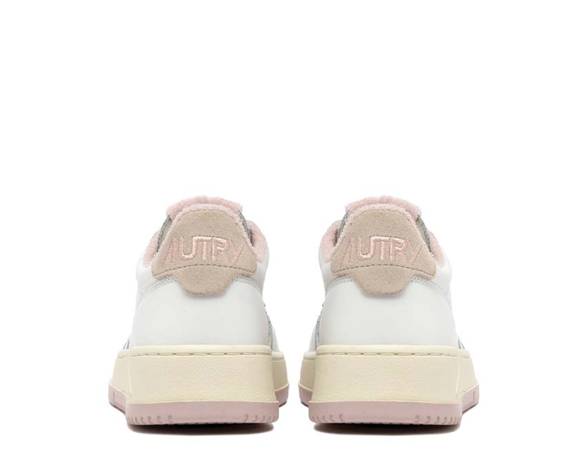 Autry Medalist Low W Virgin Sponge White Powder detalle — paneles de colores