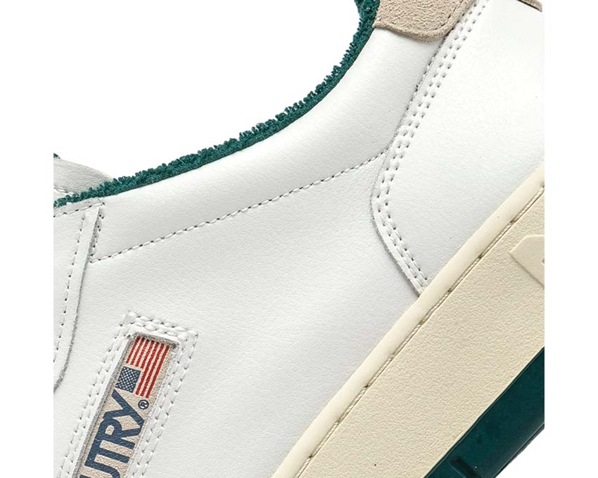 Autry Medalist Low Virgin Sponge White Forest vue latérale — cuir et daim bicolore