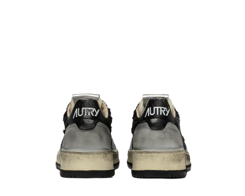 Autry Super Vintage Low semelle — semelle gomme vintage