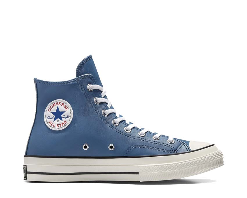 Converse Chuck 70 Leather Lakeside Blue détail — logo cuir Chuck 70