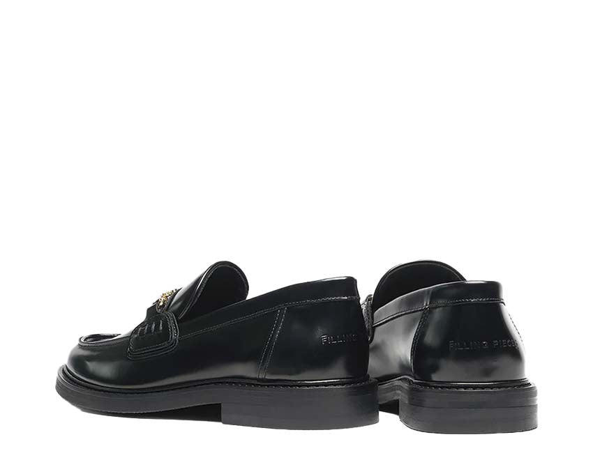 Filling Pieces Loafer Polido All Black detalle — acabado espejo