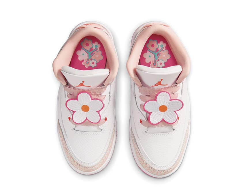 Jordan 3 Retro PS Pearl Pink arrière — vue arrière Jordan 3 PS rose
