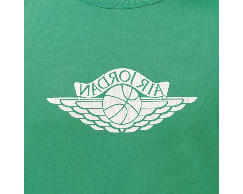 Jordan Rare Air T-Shirt Stadium Green Sail détail — effet délavé collection Rare Air