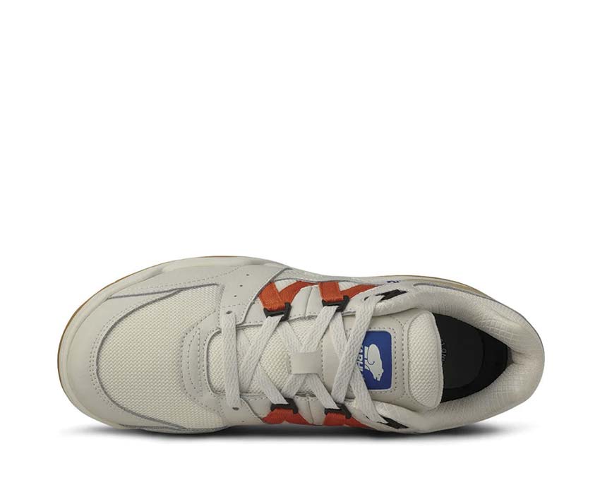 Karhu Fusion XT Blanc De Blanc Nasturtium détail — logo Karhu