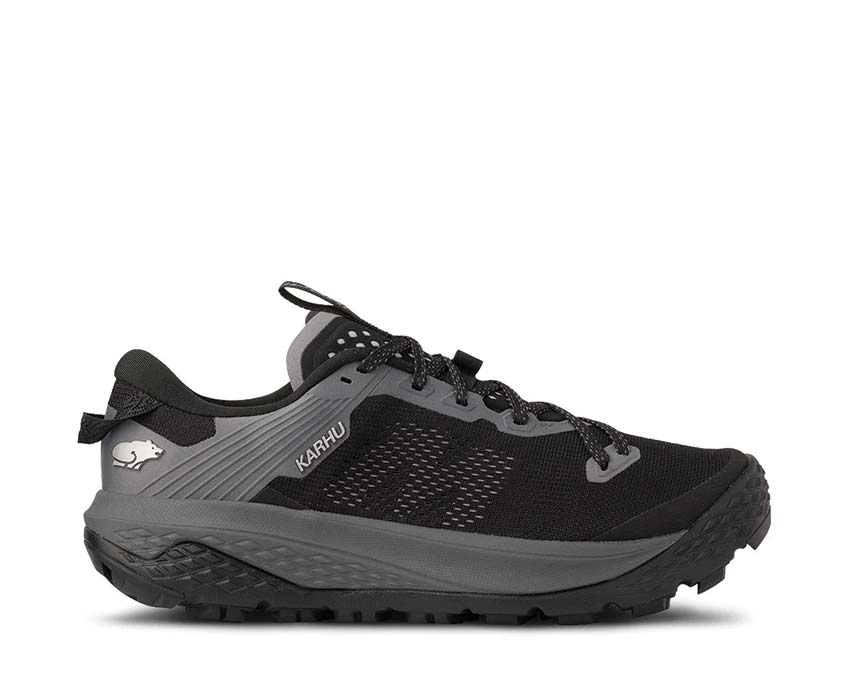 Karhu Ikoni Trail Black/Black — zapatilla hombre trail tecnología Fulcrum