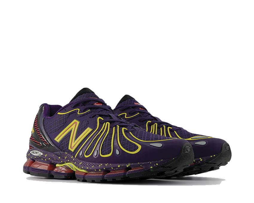 New Balance 1890 Boysenberry vue latérale — tige mesh ton violet profond