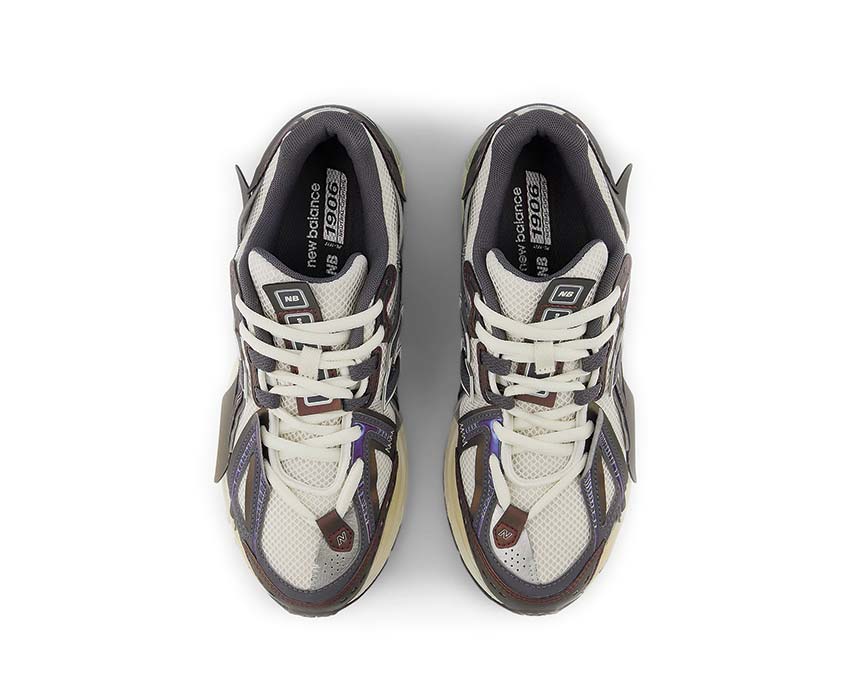 New Balance 1906A Classic Crimson/Sea Salt/Black Cement Detail — Wildleder- und Nubuk-Einsätze
