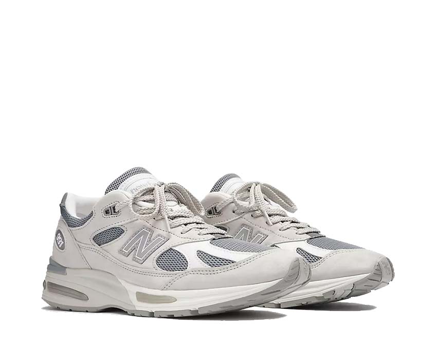 New Balance 991v2 Made in UK Cool Grey vista lateral — silueta limpia