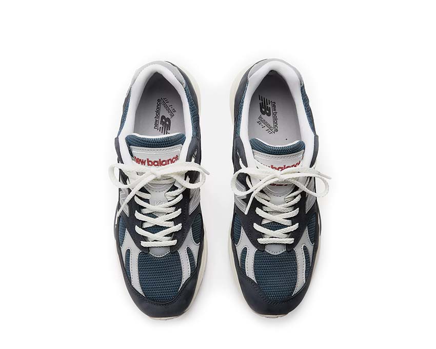 New Balance 991v2 Made in UK Total Eclipse Indian Teal detalle — paneles premium