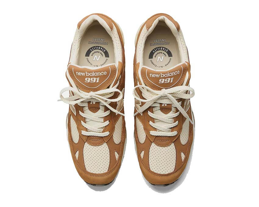 New Balance 991 Chipmunk Taupe Brown détail — nubuck taupe brun premium