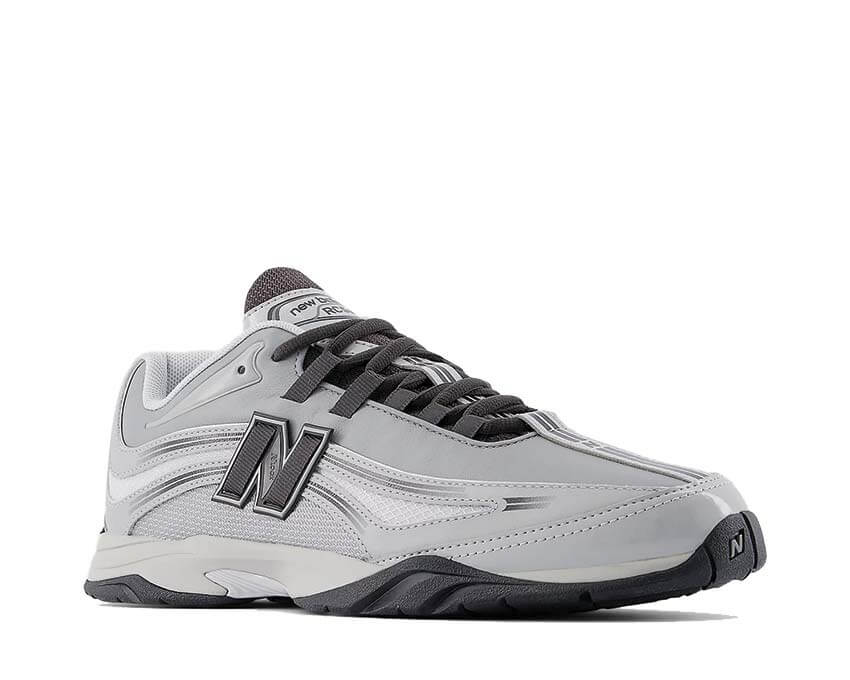 New Balance RC56 Ice Wine vue latérale — coloris bordeaux glacé