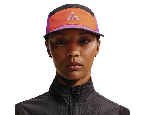 Nike ACG Fly Cap Orange — casquette unisexe outdoor trail