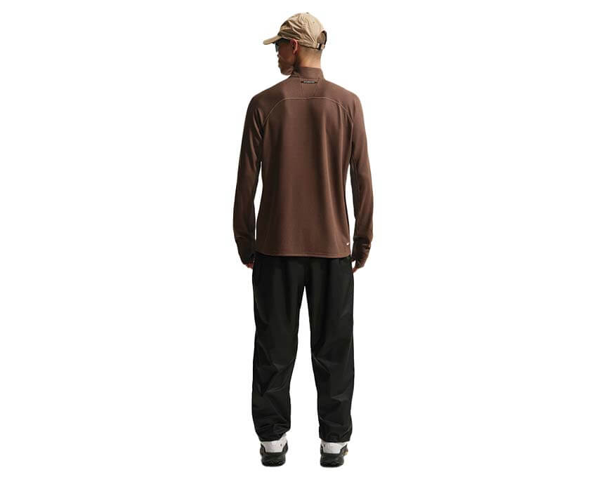 Nike ACG Trailwind Storm-FIT ADV Pantalon détail — tissu Storm-FIT waterproof outdoor ACG