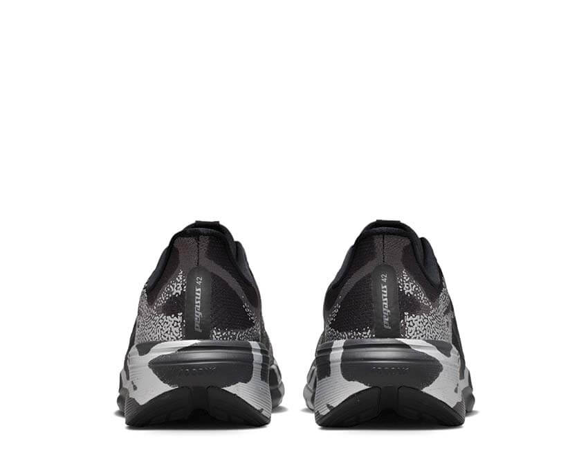 Nike Air Zoom Pegasus 42 DSRPT tige mesh déconstruite — sneakers disruptive noir