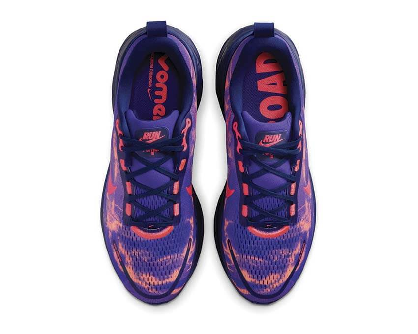 Nike Vomero 18 Indigo Burst — Vorderansicht