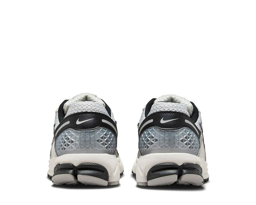 Nike Zoom Vomero 5 W Photon Dust / Black - Phantom HQ1182-001