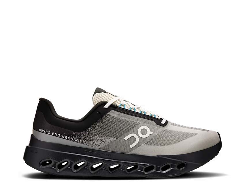 On Cloudsurfer Next Black — zapatilla running hombre CloudTec responsive flexible