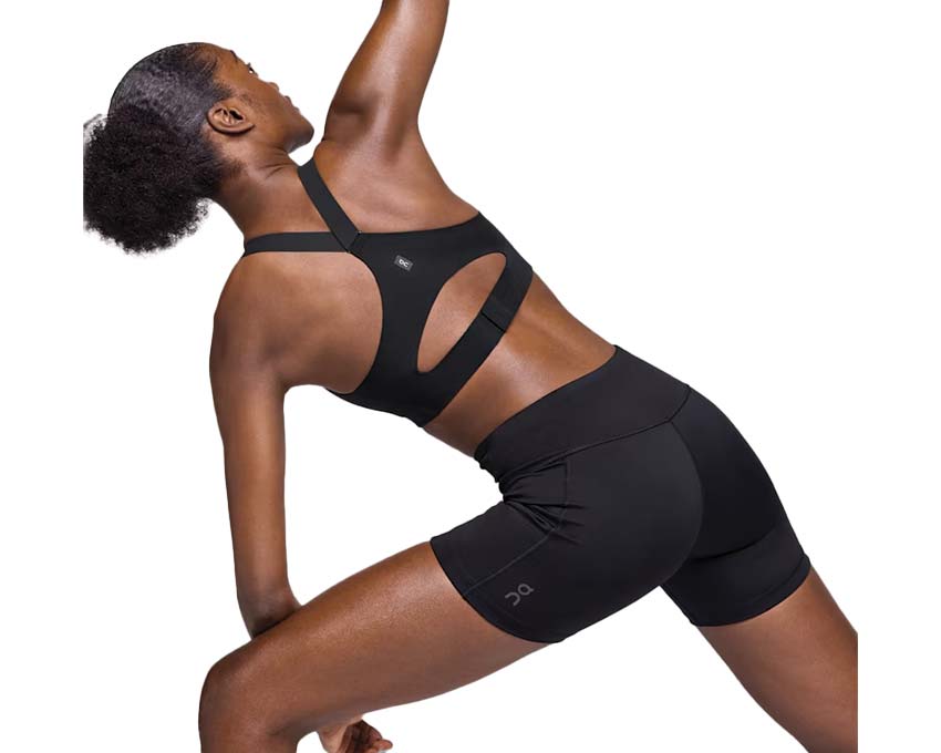 On Endurance Bra Black — brassière running high support bonnets encapsulés femme