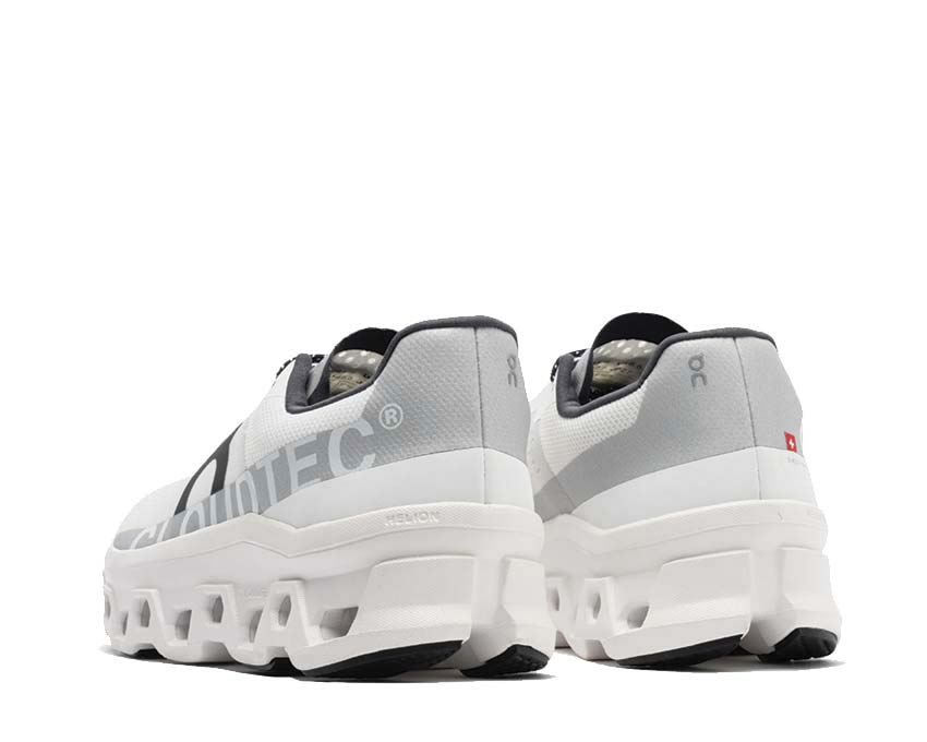 On Cloudmonster All White Sohle — CloudTec weiß Herren-Laufschuh