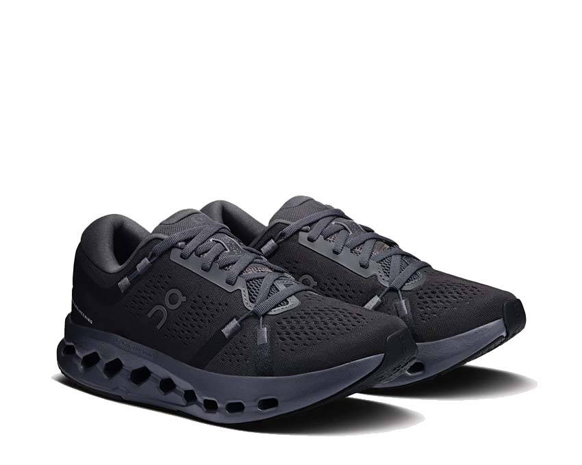 On Cloudsurfer 2 Black vista lateral — perfil running CloudTec hombre