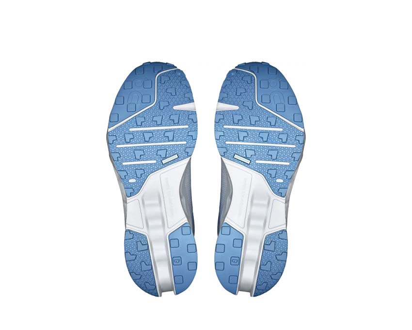 On Cloudsurfer Trail WP Glacier detalle — upper impermeable trail hombre