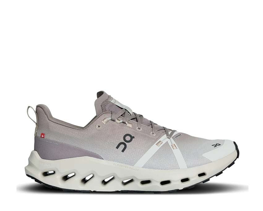On Cloudsurfer Trail WP Desert/Wolf — trail waterproof zapatilla running hombre Missiongrip