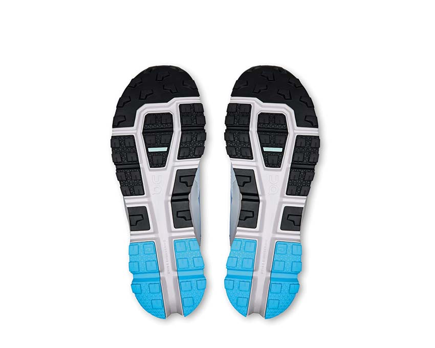 On Cloudultra 2 Chambray/Glacier detail — ultra trail upper men