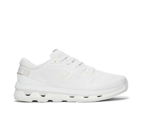 On Cloudzone W White — sneaker lifestyle femme CloudTec Helion minimaliste