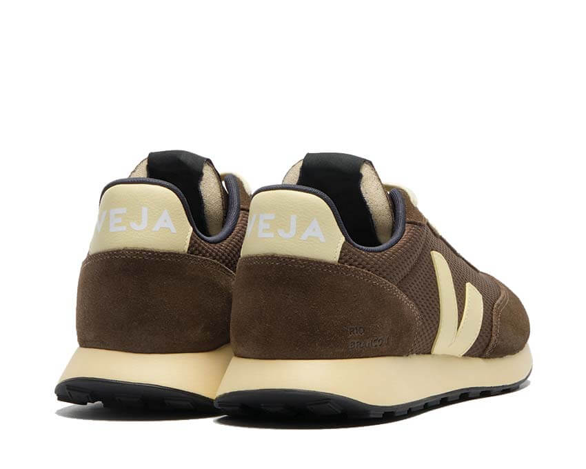 Veja Rio Branco II Alveomesh Eagle détail — empiècements Eagle